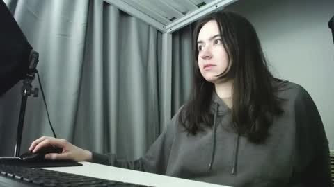 Snapshot of richmasya chatting on 02/10/25, 10:51 richmasya online show from 02/10/25, 10:51