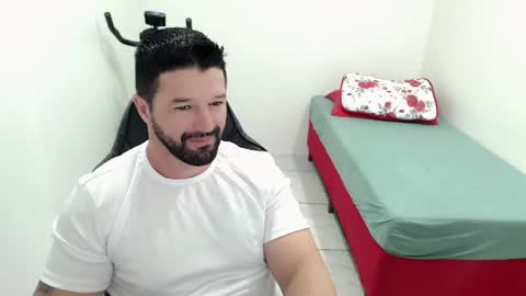 Snapshot of richrolland chatting on 02/20/25, 08:36 Rickseduction online show from 02/20/25, 08:36