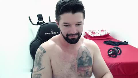 Snapshot of richrolland chatting on 03/05/25, 03:18 Rickseduction online show from 03/05/25, 03:18