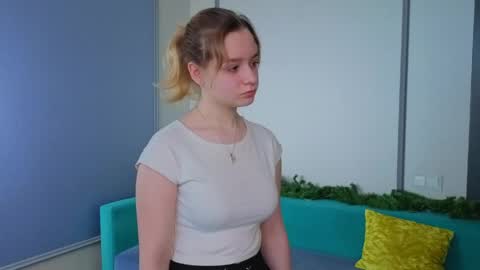 Violetta online show from 04/05/26, 01:36