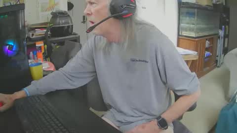 Snapshot of rickl56 chatting on 02/28/26, 05:14 rickl56 online show from 02/28/26, 05:14