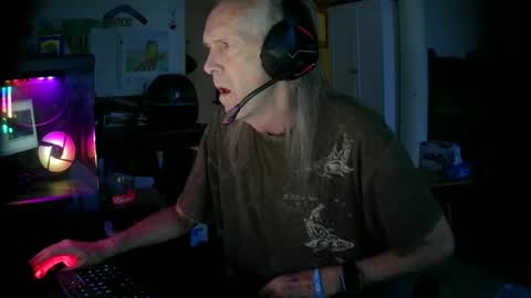Snapshot of rickl56 chatting on 06/26/26, 12:26 rickl56 online show from 06/26/26, 12:26
