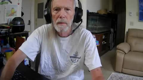 Snapshot of rickl56 chatting on 08/01/26, 08:30 rickl56 online show from 08/01/26, 08:30