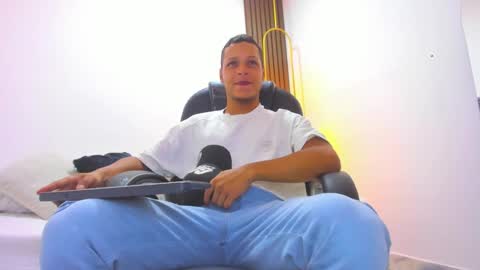 Snapshot of ricky_owens1 chatting on 02/26/25, 06:54 Ricky online show from 02/26/25, 06:54