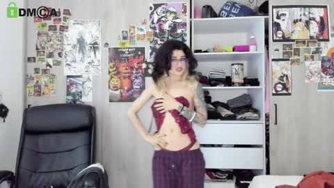 Snapshot of rickydicot_13 chatting on 12/30/24, 01:58 RickyDicot 13 online show from 12/30/24, 01:58