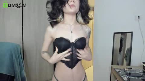 Snapshot of rickydicot_13 chatting on 10/07/25, 02:20 RickyDicot 13 online show from 10/07/25, 02:20