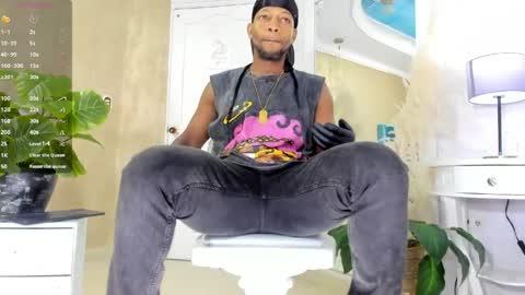 Snapshot of ricobrown777 chatting on 05/09/26, 04:06 RicoBrowm online show from 05/09/26, 04:06