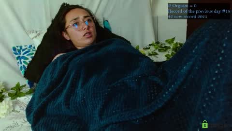 Candy online show from 02/11/26, 03:44