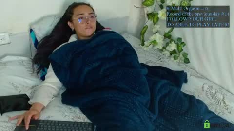 Candy online show from 04/23/26, 04:03