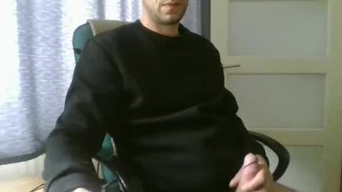 Snapshot of ricooo465 chatting on 04/13/26, 04:45 ricooo465 online show from 04/13/26, 04:45