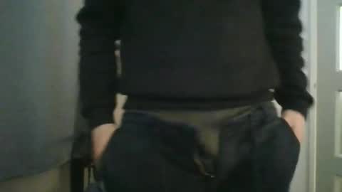 Snapshot of ricooo465 chatting on 04/18/26, 10:32 ricooo465 online show from 04/18/26, 10:32