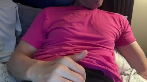 Snapshot of riderunlift50 chatting on 04/16/26, 02:12 riderunlift50 online show from 04/16/26, 02:12