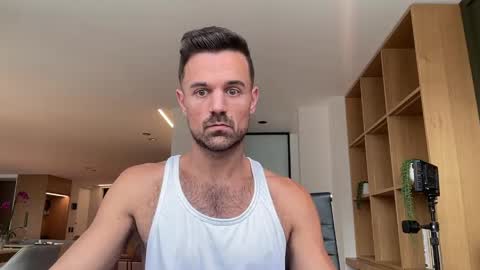 Rigo Avela online show from 04/21/26, 05:28