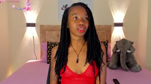 Snapshot of rihana_hot01 chatting on 10/24/25, 02:30 ri ri online show from 10/24/25, 02:30