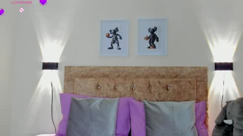 ri ri online show from 04/02/26, 12:14