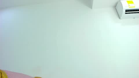 Rihanna Abiodun online show from 04/10/26, 08:46