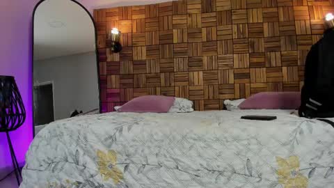 Sara online show from 02/13/25, 10:02