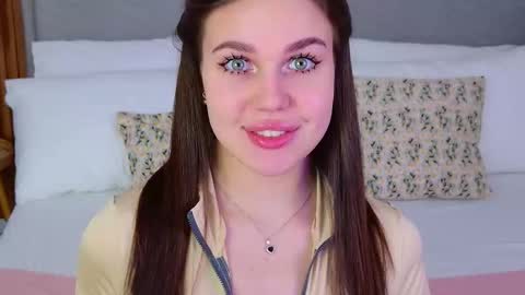 Rihanna online show from 12/18/25, 04:57