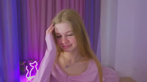 Rina online show from 10/02/25, 09:11