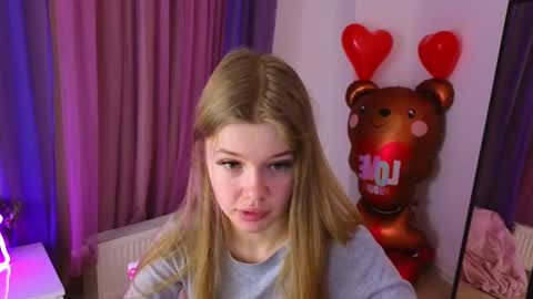 Rina online show from 02/07/26, 09:40