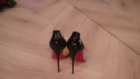    if you wanna buy smth stockingsph etc  custom videos or pics  online show from 02/09/25, 03:01