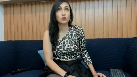 Oriana online show from 04/13/26, 12:43