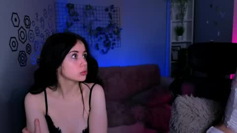 Meow online show from 04/14/26, 07:20