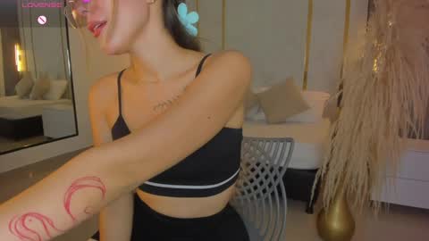 Riley Sierra online show from 04/07/26, 12:49