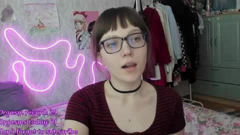 Snapshot of rileynymph chatting on 05/14/26, 06:20 My name is Riley Like my broadcast pls 3 online show from 05/14/26, 06:20