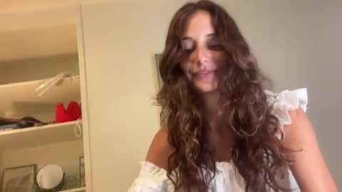 Snapshot of rileysmitheree chatting on 10/15/25, 05:02 Riley online show from 10/15/25, 05:02
