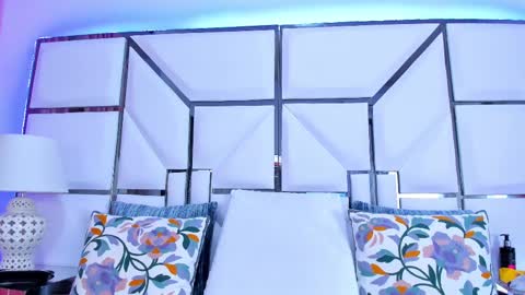 Riley online show from 02/14/25, 11:31