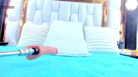 Riley online show from 11/01/25, 11:56