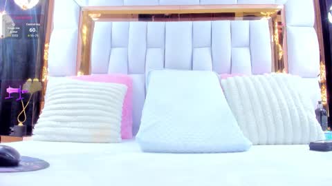 Riley online show from 11/24/25, 11:43