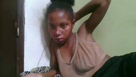 rinah654271 online show from 02/14/26, 04:59