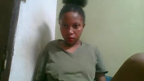 rinah654271 online show from 04/21/26, 02:51