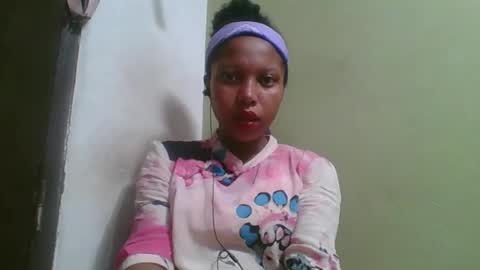 rinah654271 online show from 05/18/26, 02:29