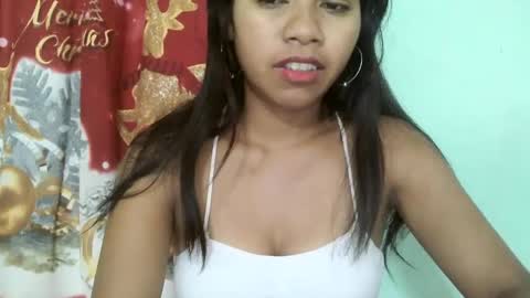 Snapshot of rinah856024 chatting on 02/23/25, 12:48 rinah856024 online show from 02/23/25, 12:48