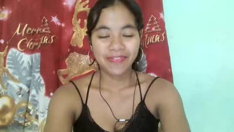 Snapshot of rinah856024 chatting on 02/25/25, 05:04 rinah856024 online show from 02/25/25, 05:04