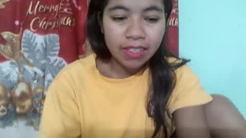 Snapshot of rinah856024 chatting on 03/10/25, 04:17 rinah856024 online show from 03/10/25, 04:17