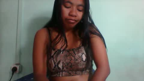 Snapshot of rinah856024 chatting on 09/12/25, 05:07 rinah856024 online show from 09/12/25, 05:07