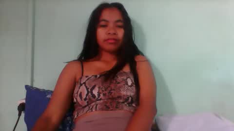 Snapshot of rinah856024 chatting on 10/12/25, 05:06 rinah856024 online show from 10/12/25, 05:06