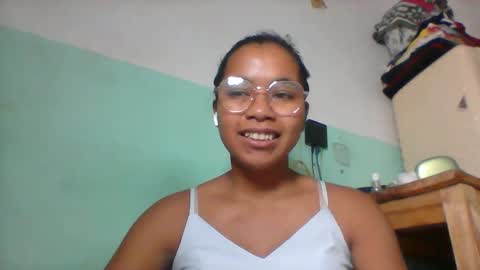 Snapshot of rinah856024 chatting on 05/01/26, 04:11 rinah856024 online show from 05/01/26, 04:11