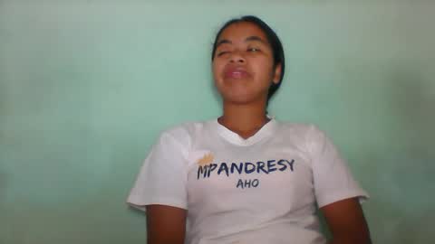 Snapshot of rinah856024 chatting on 05/18/26, 04:46 rinah856024 online show from 05/18/26, 04:46
