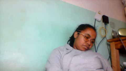 Snapshot of rinah856024 chatting on 07/17/26, 04:45 rinah856024 online show from 07/17/26, 04:45