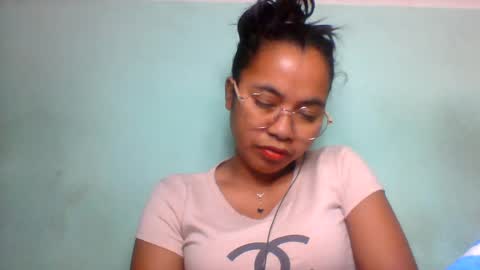Snapshot of rinah856024 chatting on 07/28/26, 02:13 rinah856024 online show from 07/28/26, 02:13