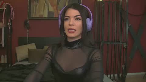 Snapshot of rinathequeen chatting on 02/06/25, 05:09 rinathequeen online show from 02/06/25, 05:09