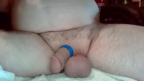 Snapshot of ringaroundmycock chatting on 05/25/26, 03:29 ringaroundmycock online show from 05/25/26, 03:29