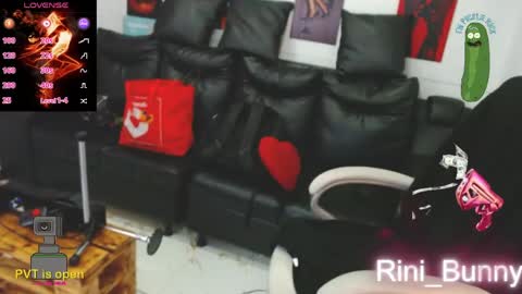 Snapshot of rini_bunny chatting on 05/04/26, 05:25 rini online show from 05/04/26, 05:25