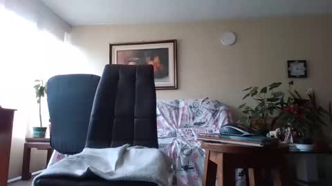 Snapshot of rinobogota chatting on 12/28/24, 06:08 Ruben D online show from 12/28/24, 06:08