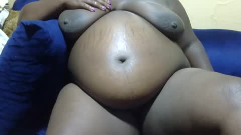 Snapshot of rio_sky chatting on 01/01/25, 05:00 cookie online show from 01/01/25, 05:00